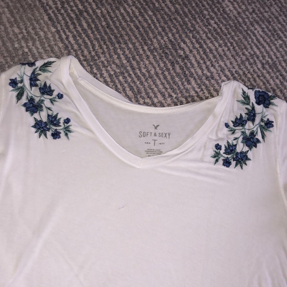 American Eagle soft and sexy tee